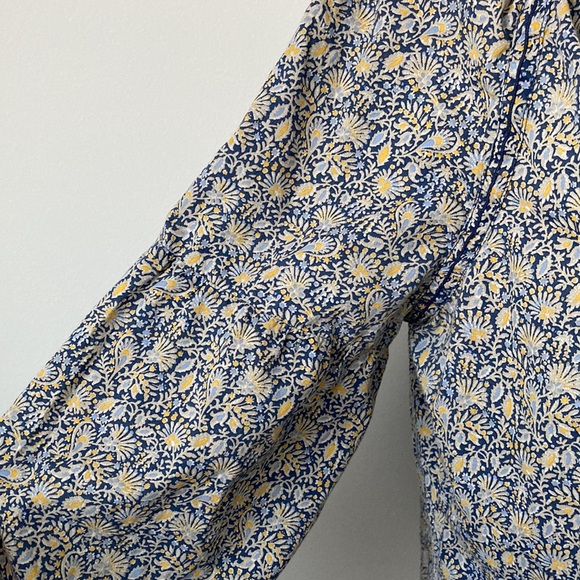 GAP Peasant Top - Picture 10 of 13